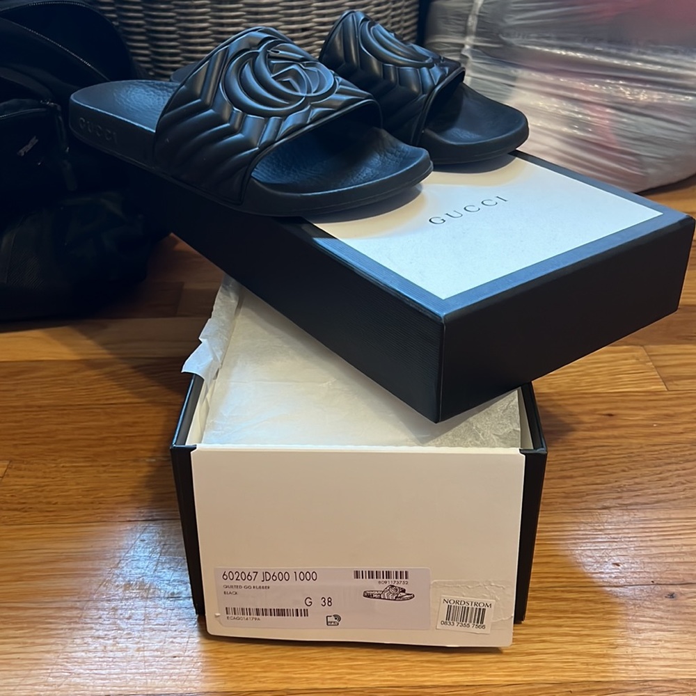 Gucci Slides - Picture 4 of 8